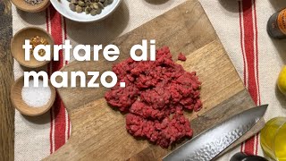 Come preparare la tartare di manzo perfetta [upl. by Annahsat]