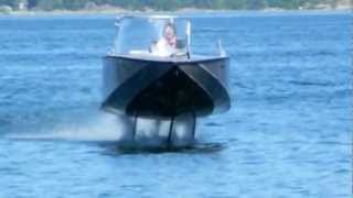 Elektrofoil FOILTWISTER hydrofoil boat flying and landing [upl. by Siravrat]