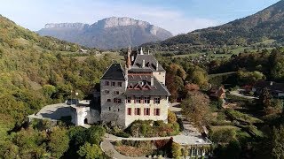 Vue dici  Le château de Menthon [upl. by Anovad832]