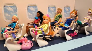 Airplane  Elsa amp Anna toddlers are flying on vacation  airport  Barbie dolls [upl. by Llemhar]