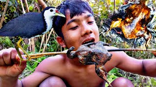 White breasted waterhen bird hunting amp cooking  Primitive Life Vids [upl. by Udale453]