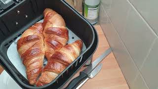 Air Fried Croissants in 13 Minutes No Preheat [upl. by Nomma451]