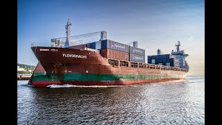 Container Ship coming in HOT The Flevogracht speedy Duluth arrival [upl. by Vitale]