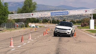 Jeep Compass 2017  Maniobra de esquiva moose test y eslalon  km77com [upl. by Siramad]