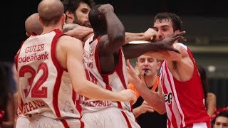 Pops MensahBonsu Fights Mirza Begic OLYMPIACOS BC Vs GALATASARAY 7254 [upl. by Adnaluy]