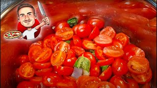 Tomatensauce aus frischen Tomaten  Giovannis Küche [upl. by Isbel]