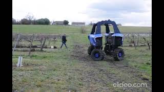 Démonstration du robot viticole Bakus à SallesdeBarbezieux Charente [upl. by Ingaborg]