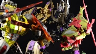 Video Review of the Transformers Platinum Edition Grimlock VS Bruticus [upl. by Schaeffer]