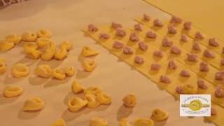 La pasta di Bologna  Show cooking al ristorante [upl. by Swiercz]