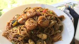 How to make Easy Egg Prawn Stir Fry Noodles [upl. by Ernst911]