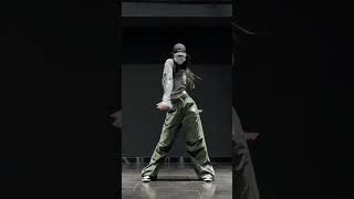 Popular dance youtubeshorts chinesegirl ytshorts dancemusic dancing music songviral [upl. by Eanom]