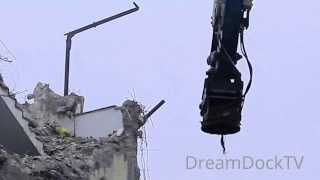 ACCIDENT ON TAPE DURING DEMOLITION  SHEAR BREAKING OFF EXCAVATOR [upl. by Lark994]