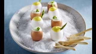 Aviko recept Amuse van ei met aardappelschuim [upl. by Nnylecoj]