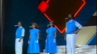 Eurovision 1984 Turkey Bes Yil Önce On Yil Sonra  Halay [upl. by Mlehliw]