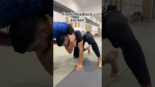 Front headlock escape bjjbjjlifestylegrapplingmmajiujitsunogisubmissiongrapplersfinest [upl. by Fran]