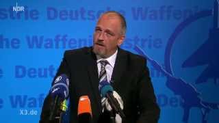 Torsten Sträter Pressesprecher der Waffenlobby  extra 3  NDR [upl. by Ayahsey129]