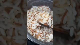 Vermicelli rice HEALTHIER way Rice pilaf أسهل أرز بالشعيرية بطريقة اكثر صحية🙌🏻 [upl. by Kraska]