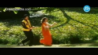 Ye Kasilo Siggu Song  Kondapalli Raja Movie Songs  Venkatesh  Nagma  Suman [upl. by Enasus]