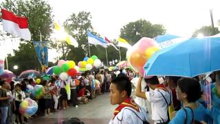 Dai Hoi Thanh Mau 2012  Cung Nghinh Thanh Tuong Me Maria 1 [upl. by Enahc699]