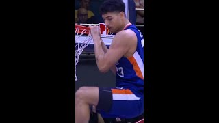 Bates DUNKS HARD for Meralco vs San Miguel 💥  PBA SEASON 48 PHILIPPINE CUP FINALS [upl. by Gweneth]