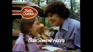 1981 Betty Crocker Stir n Frost Cake quotBake someone happyquot TV Commercial [upl. by Ahsenra]