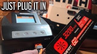 First Impression of the Spektrum S1400 G2 Smart Charger G2 Lipo battery [upl. by Nanice]