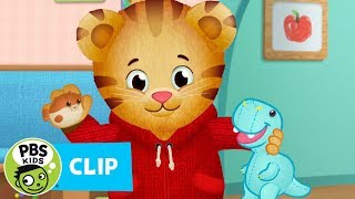 DANIEL TIGERS NEIGHBORHOOD  Daniel Gets His Teeth Cleaned  PBS KIDS [upl. by Karyn]