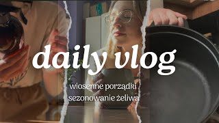 DAILY VLOG ☕️ porządki w kuchni  sezonowanie żeliwnego garnka [upl. by Emlynne897]