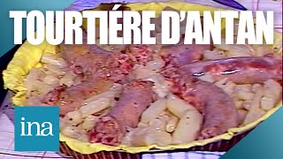 Recette  La tourtière de saucisses et salsifis  Archive INA [upl. by Nybbor530]