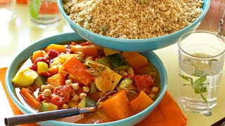 Recette  Couscous végétarien facile [upl. by Nnahgem547]